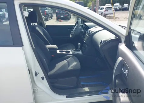 2014 Nissan Rogue Select S from USA, damaged, VIN JN8AS5MVXEW716317